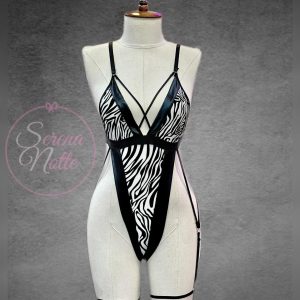 Body tissu daim et latex